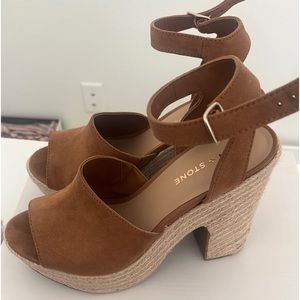 Wedge heels